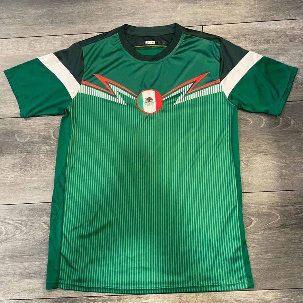 Mexico Soccer Jersey Size Medium